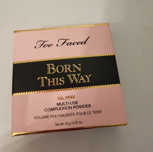 Too Faced Born this way powder - Picture 1 of 5